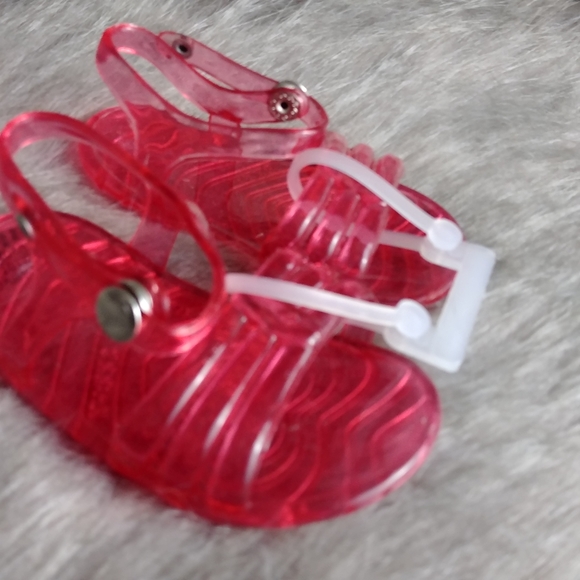 infant size 6 jelly shoes